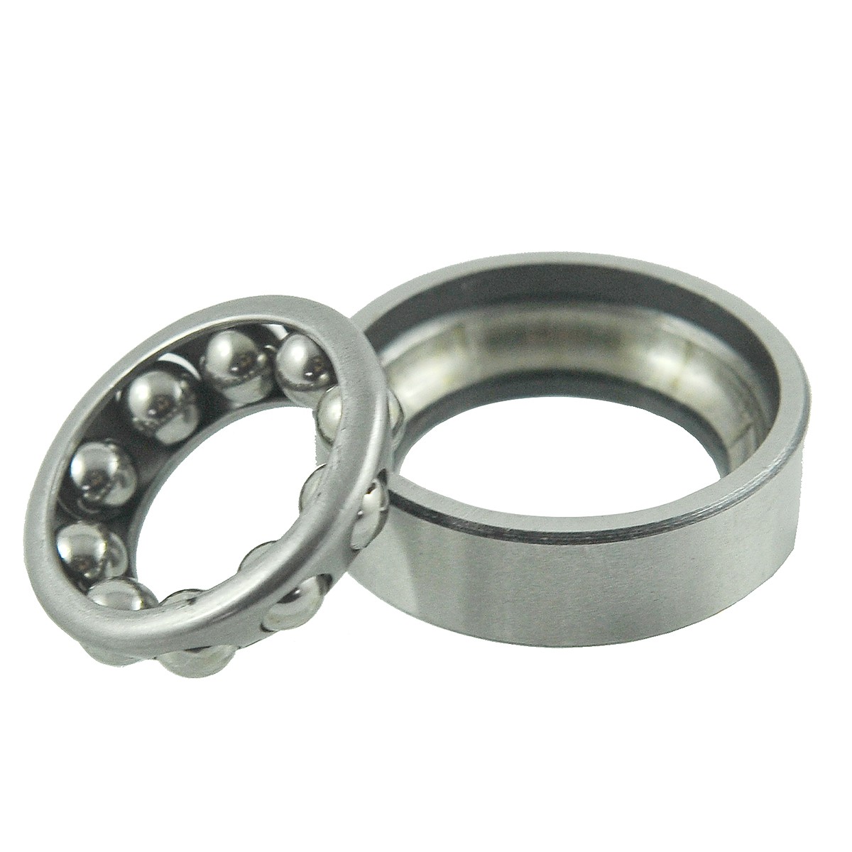 Kuličkové ložisko / Kubota L2600