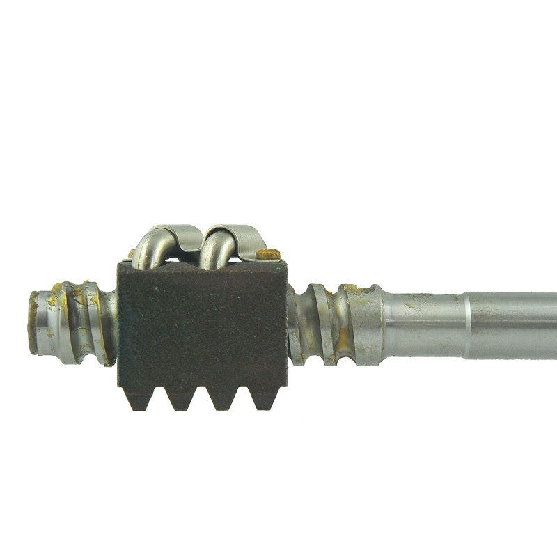 parts for kubota - Steering column shaft 19 x 605 mm / Kubota L175F/L185D/L185F/L225/L225D/L245DT/L245F/L1500/L1501/L1801/L2000 / 34150-16200