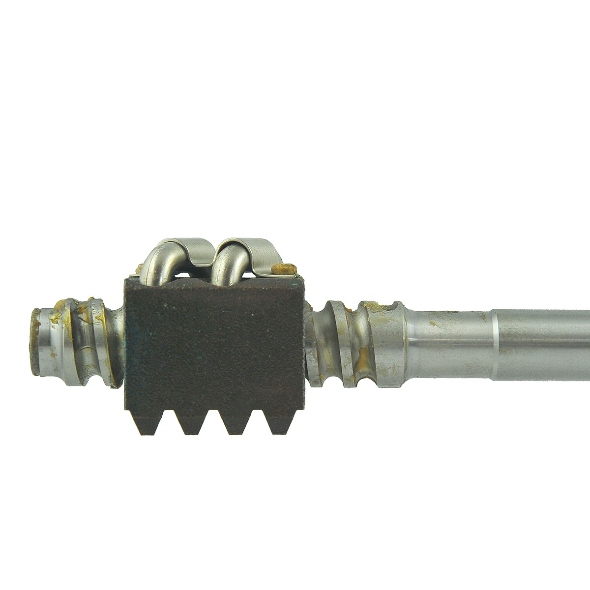 Steering Column Shaft / 19 x 605 mm / Kubota L175F / L185D / L185F / L225 / L225D / L245DT / L245F / L1500 / L1501