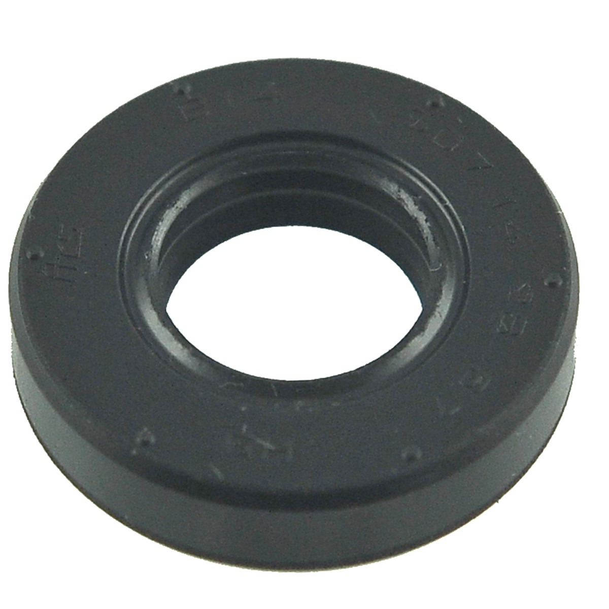 Pump seal / 14 x 28 x 6.70 mm / Kubota B1200 / B1400 / B1402 / B5000 / B5001 / B5100 / B6000 / B6001 / B6100