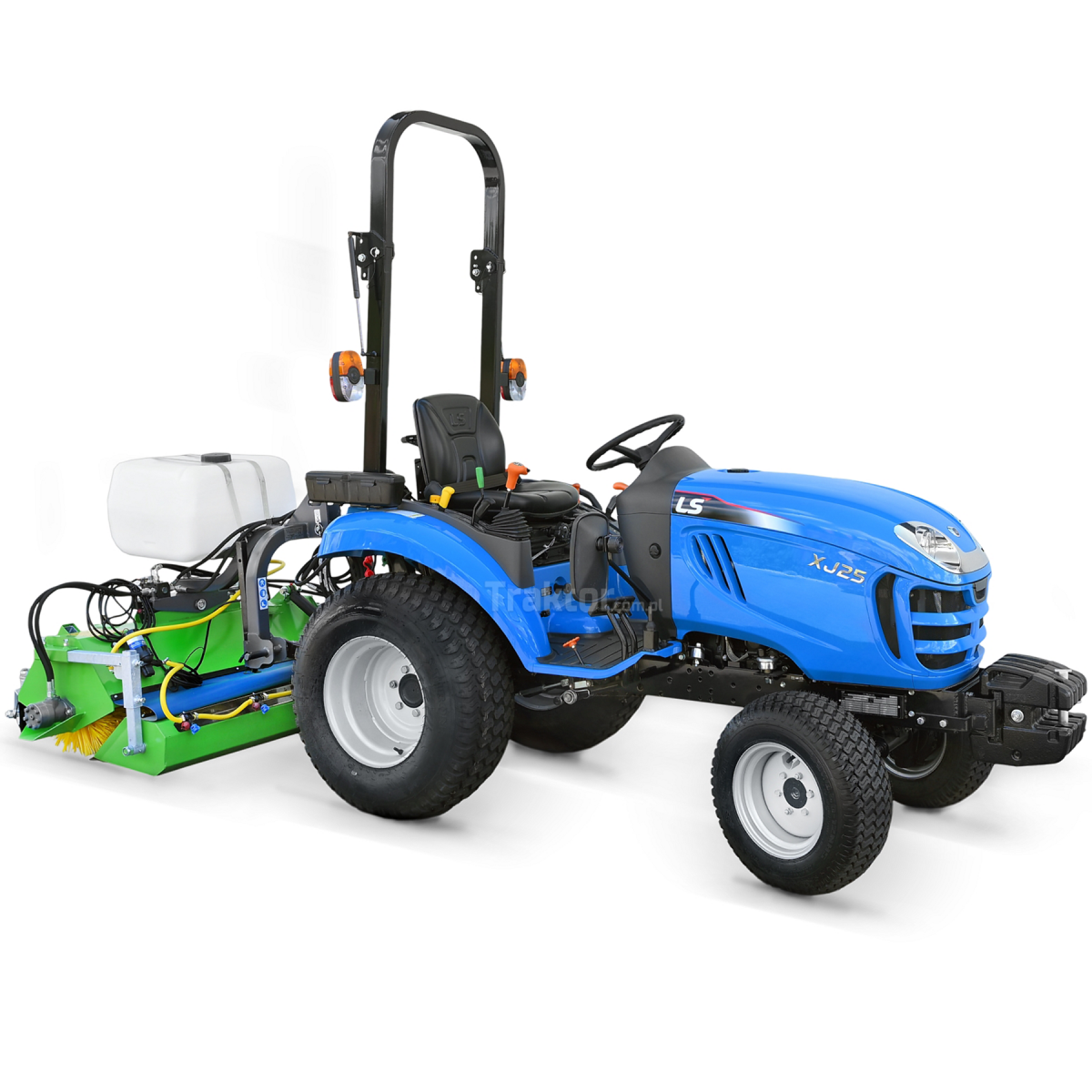 LS Tractor XJ25 MEC 4x4 - 24.4 HP / TURF + Sweeper 120 cm for tractor with basket and Abra2 irrigation container