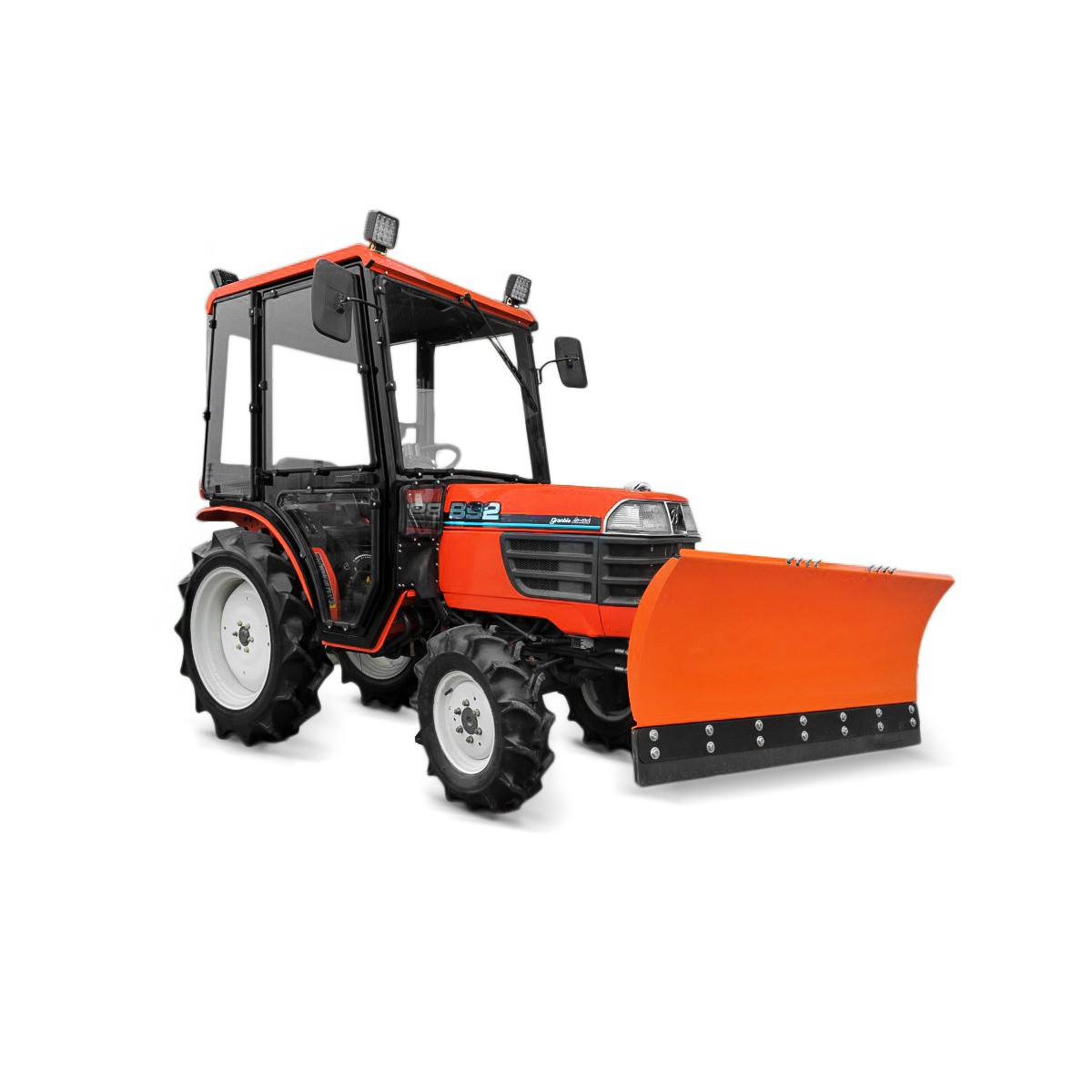 Kubota B92 4x4 19KM + KABINA + PŁUG DO ŚNIEGU