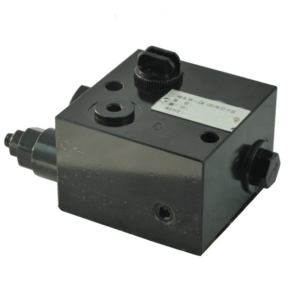 Valve de priorité hydraulique pour attelage trois points / LS J23 / LS J27 / 40195210 / n° 40233701