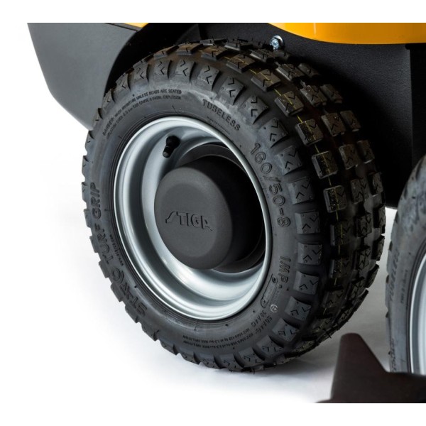 Stiga Park 300 M with Park 85 Combi MQ aggregate