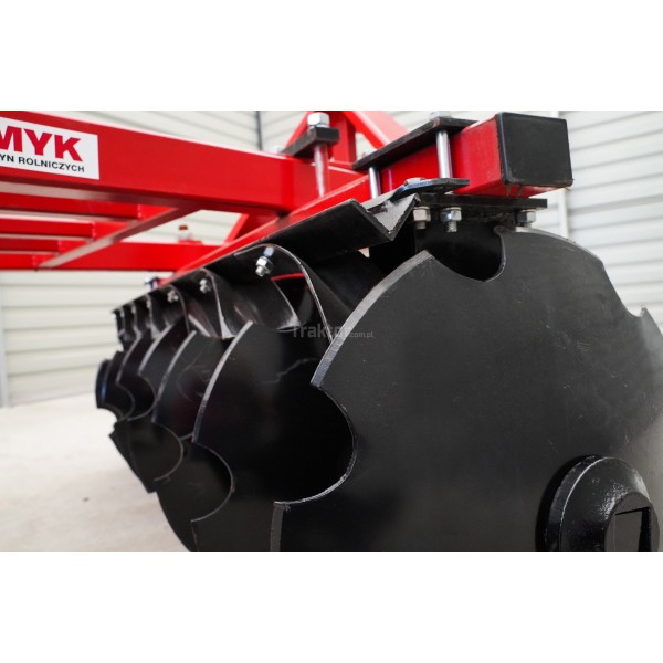 Grada de discos Alfa V2/18 180 cm Strumyk