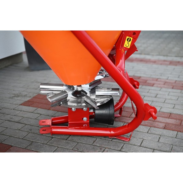 Dünger-/Salz-/Sandstreuer S-300 Strumyk | Preis | Daten |