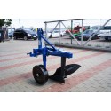 Two furrow plow with support wheel DEMAROL