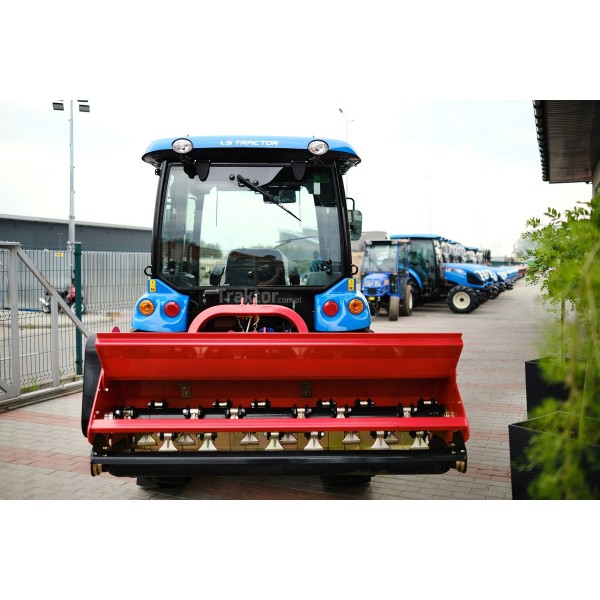 Tracteur LS MT3.40 MEC avec cabine et tondeuse à fléaux 4FARMER
