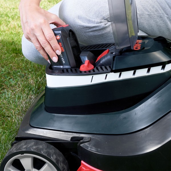 Kosiarka akumulatorowa pchana AL-KO 38.2 Li 18V Comfort zestaw