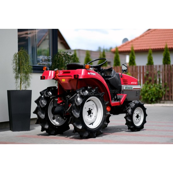 Shibaura P145F 4x4 14 CV