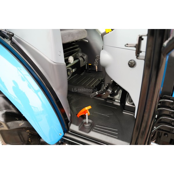LS Traktor MT3.40 MEC / PLOW | Bewertungen | Video | Daten | Preis