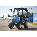 LS Tractor XJ25 HST con cabina y neumáticos industriales