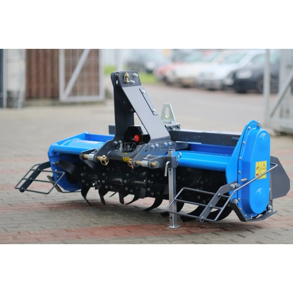 Ľahký kultivátor s bočným posunom TL 135 4FARMER - modrý