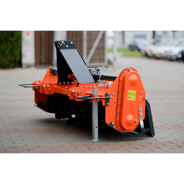 Glebogryzarka ciężka TMK 140 4FARMER - pomarańczowa | Traktor.com.pl