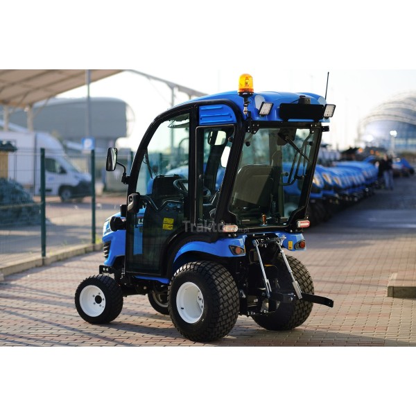 Tracteur LS MT1.25 avec cabine et pneus herbe