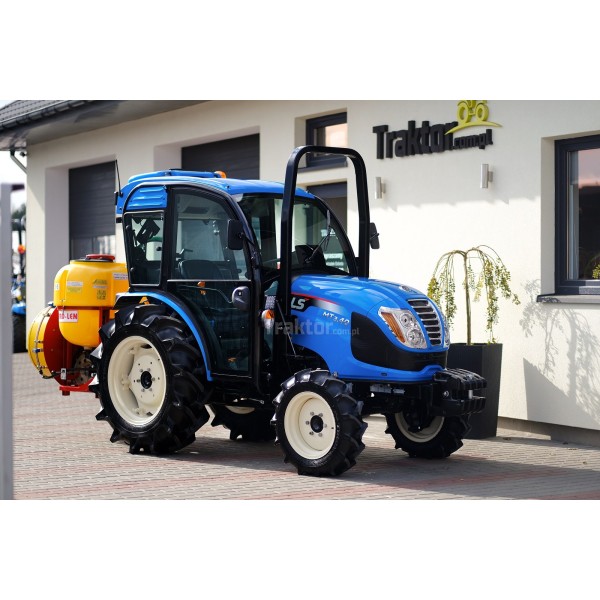 Traktor LS MT3.40 MEC s kabínou, klimatizáciou a postrekovačom do sadov TAD-LEN