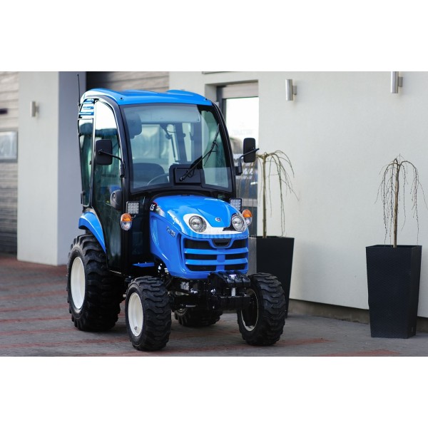 Tracteur LS XJ25 MEC avec cabine et pneus industriels