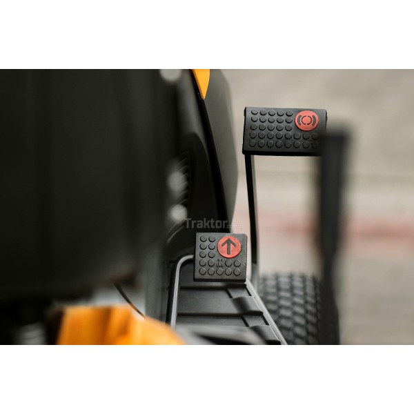 Stiga Estate 9102 W