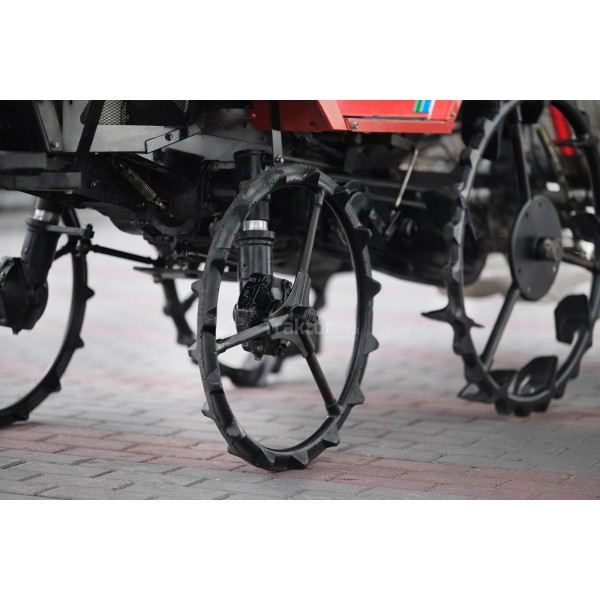 Mitsubishi MPR401 seedling planter