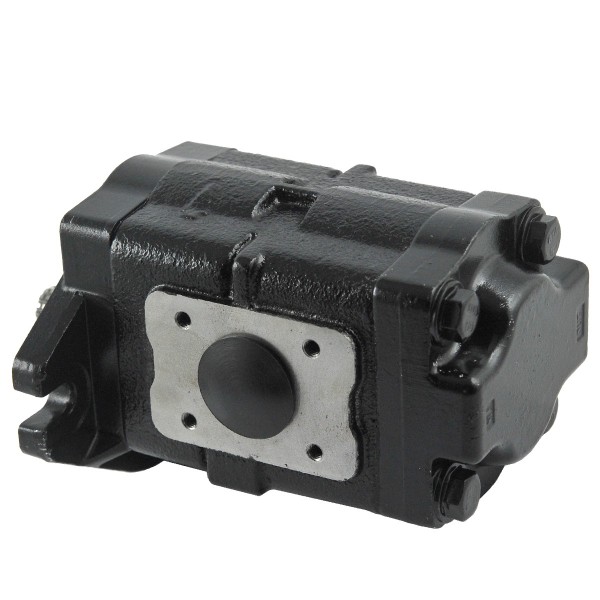 Pompa hydrauliczna / Kubota M7040 / 15T / 3C001-82202 / 6-15-105-09