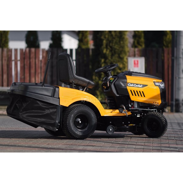 Cub Cadet LT2 NR92