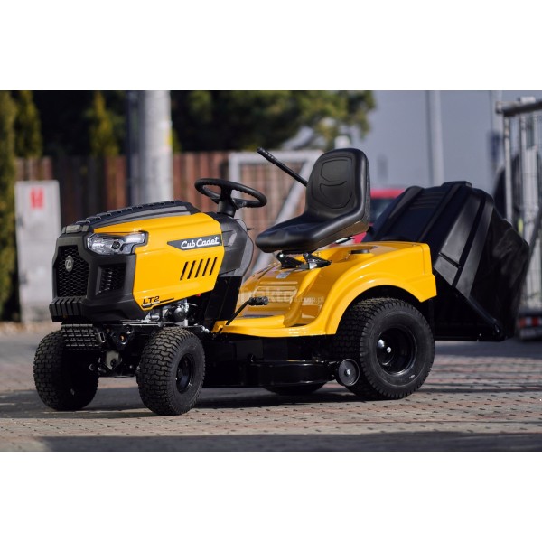 Cub Cadet LT2 NR92