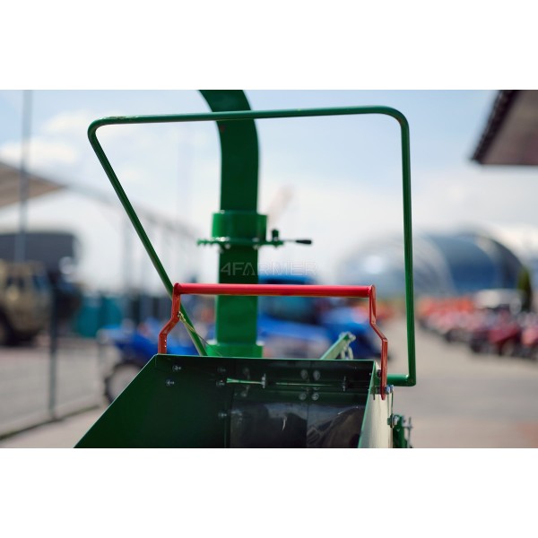 TM-8 4Farmer disc chipper