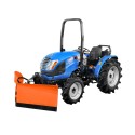 LS-Traktor MT3.35 MEC mit einem hydraulischen 4FARMER-Schneepflug