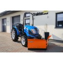 LS-Traktor MT3.35 MEC mit einem hydraulischen 4FARMER-Schneepflug