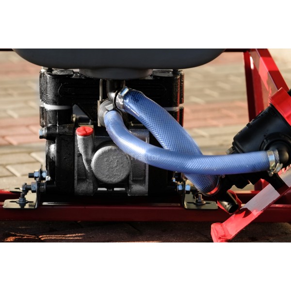 200L Demarol mounted field sprayer / Lance 6m, triple nozzle
