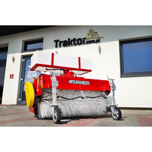 150 cm sweeper for a tractor with a basket and a 4FARMER watering container