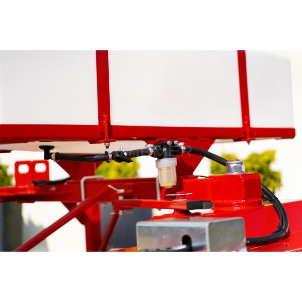 Tractor sweeper with basket and irrigation container 4FARMER