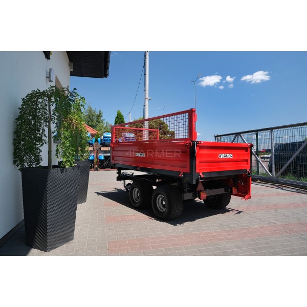 Two-axle agricultural trailer 2.5T with kiper and mesh extensions 4FARMER