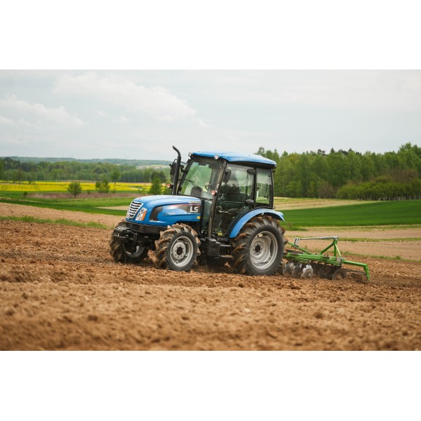 LS Traktor XU6168 MEC 4x4 mit Kabine