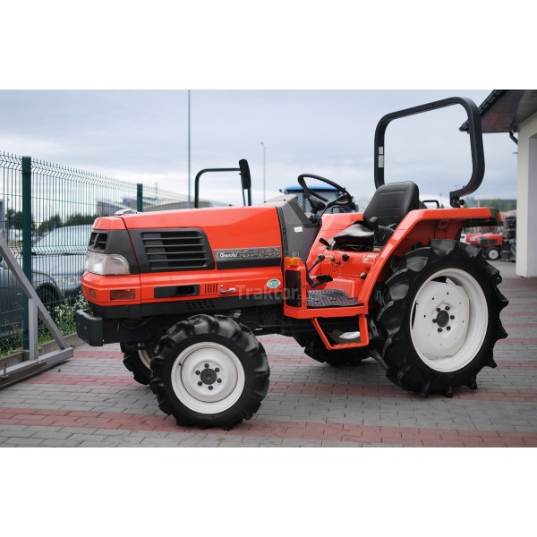 Ciągnik Kubota GL240D | opinie | video | dane | cena