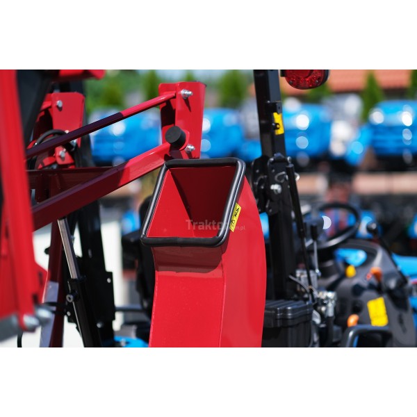 LS-Traktor MT1.25 mit Rasenmäher mit Korb und Industriereifen
