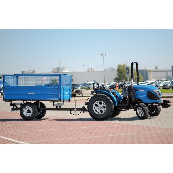 Remorque agricole à un essieu 2,5 T avec benne basculante et extensions grillagées 4FARMER
