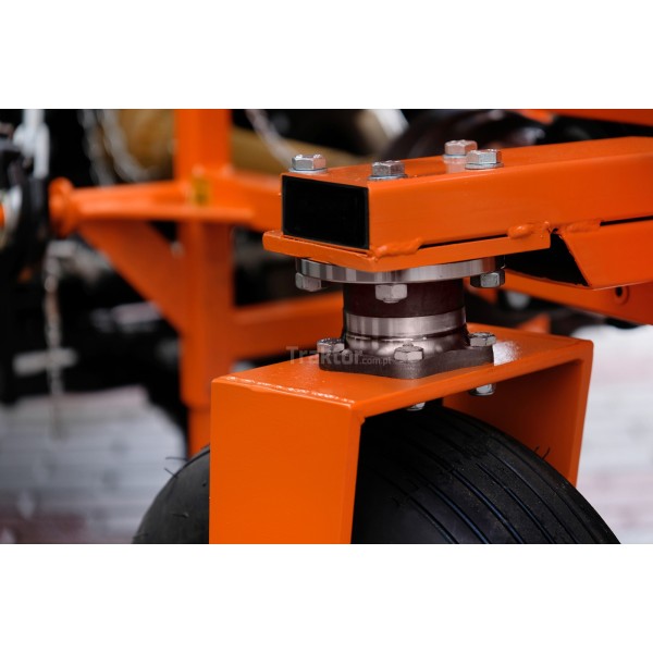 LS Tractor XJ25 HST /CAB / PLOW | reviews | video | data | price