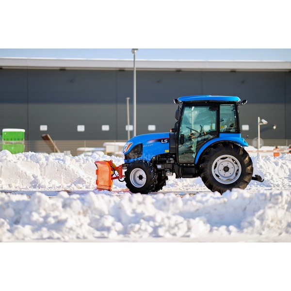 LS Traktor MT3.60 MEC s kabínou a šípovým snežným pluhom 200 cm