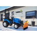 LS Traktor XJ25 HST 4x4 - 24,4 HP s průmyslovými koly a šípovým sněžným pluhem
