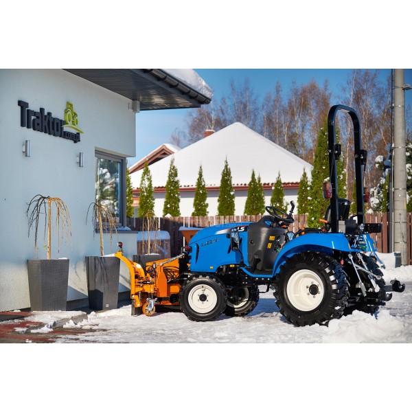 Tractor LS XJ25 HST 4x4 - 24,4 CV con ruedas industriales y quitanieves de flecha