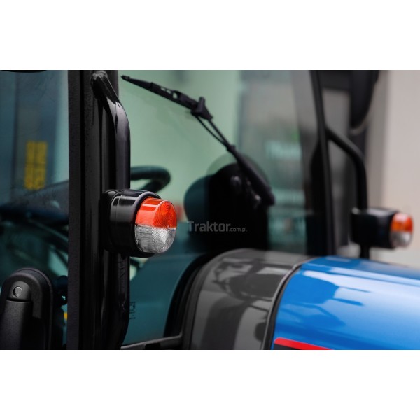 Tractor LS MT3.60 MEC con cabina y ruedas para césped