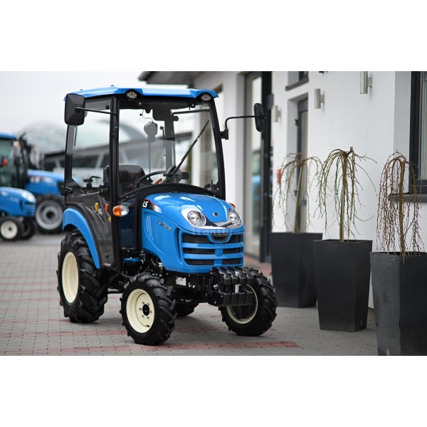 Tractor LS XJ25 HST con cabina