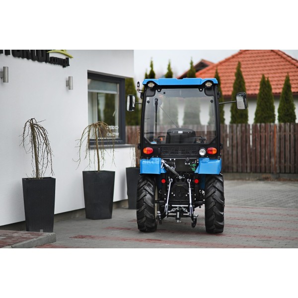 LS Traktor XJ25 HST mit Kabine