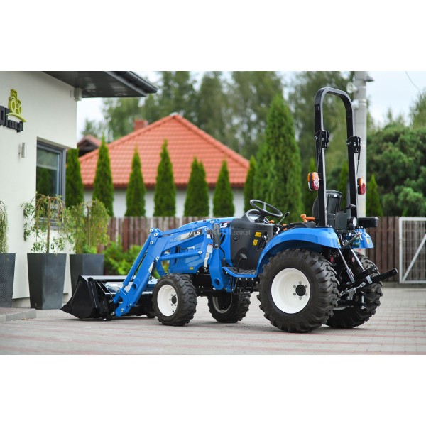 LS Tractor XJ25 with mechanical gearbox and front loader