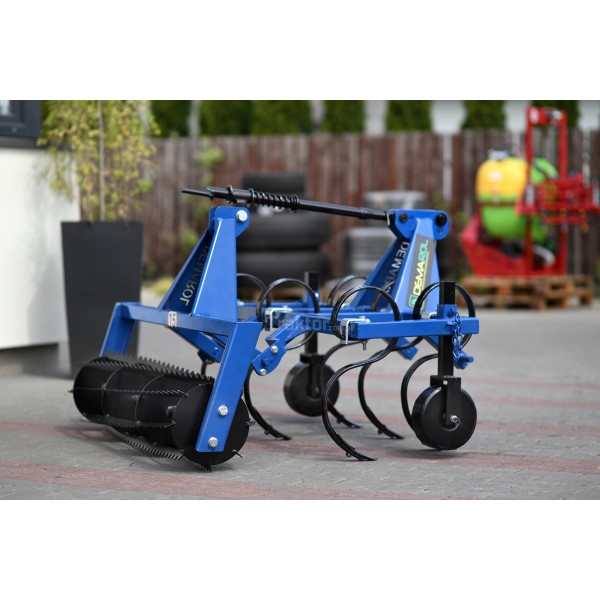 Cultivator 100 + Demarol string roller