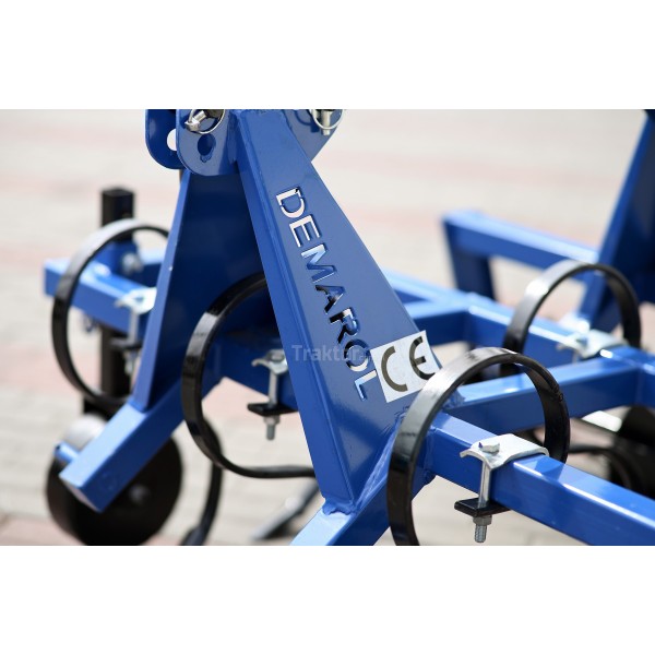 Cultivator 100 + Demarol string roller