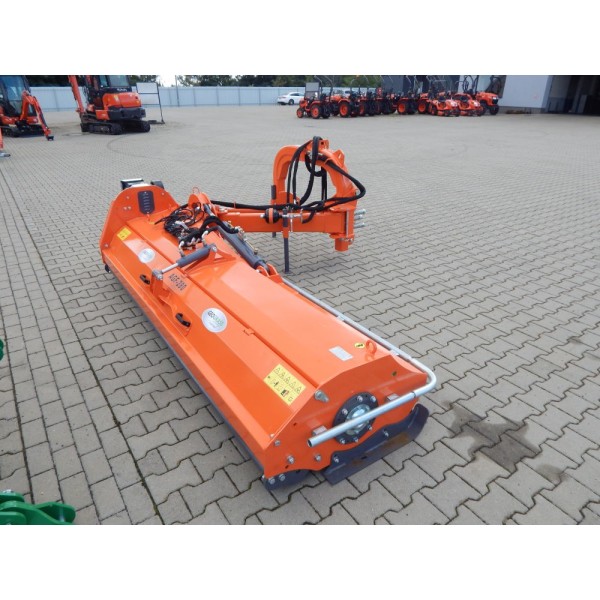 AGF 280 Geograss Schlegelmäher auf einem Ausleger