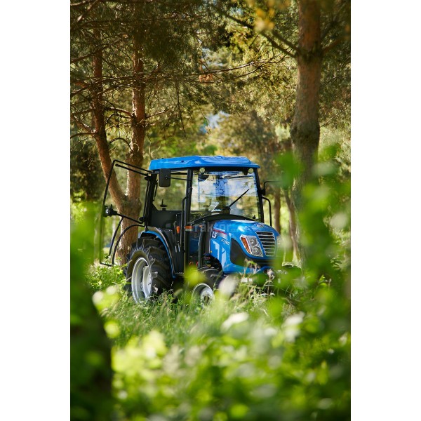 Tractor LS MT3.60 HST con cabina