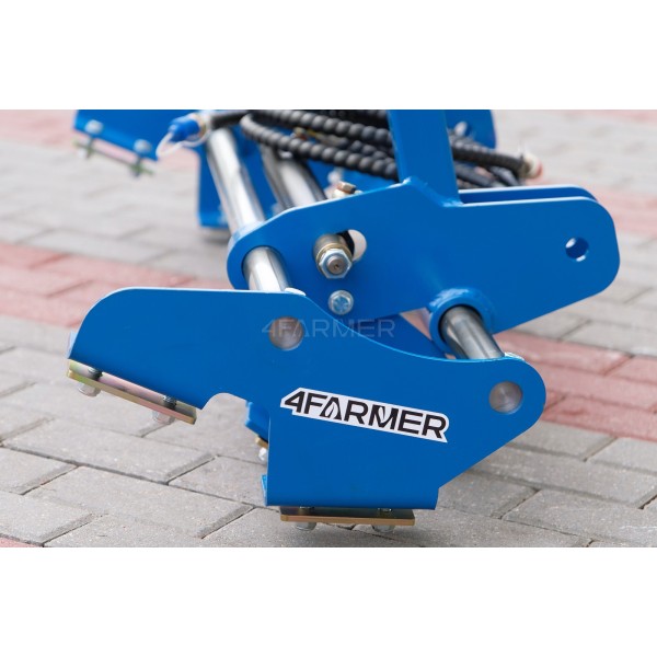Hydraulic shift for the EFGC-K 4FARMER flail mower